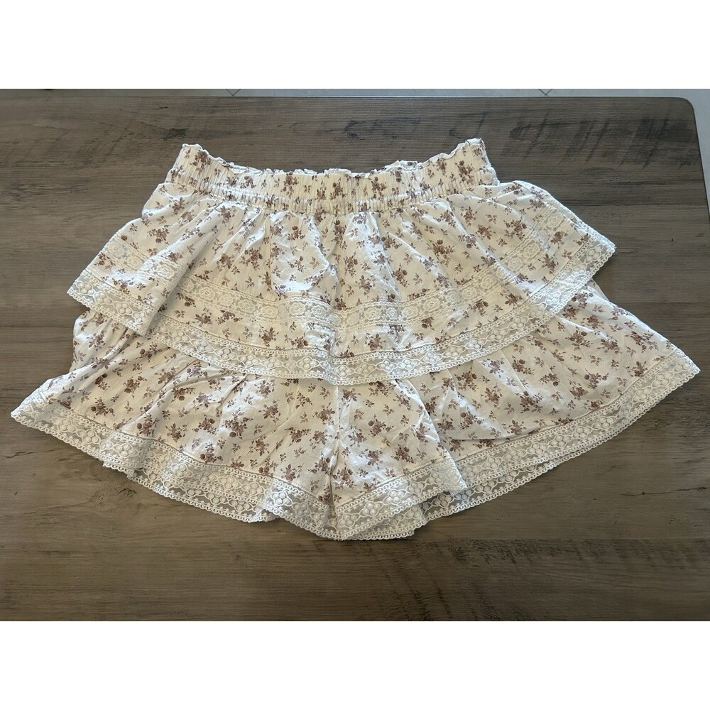Altar'd State Floral Shorts White Ruffle Tiered Boho Cottagecore Size L